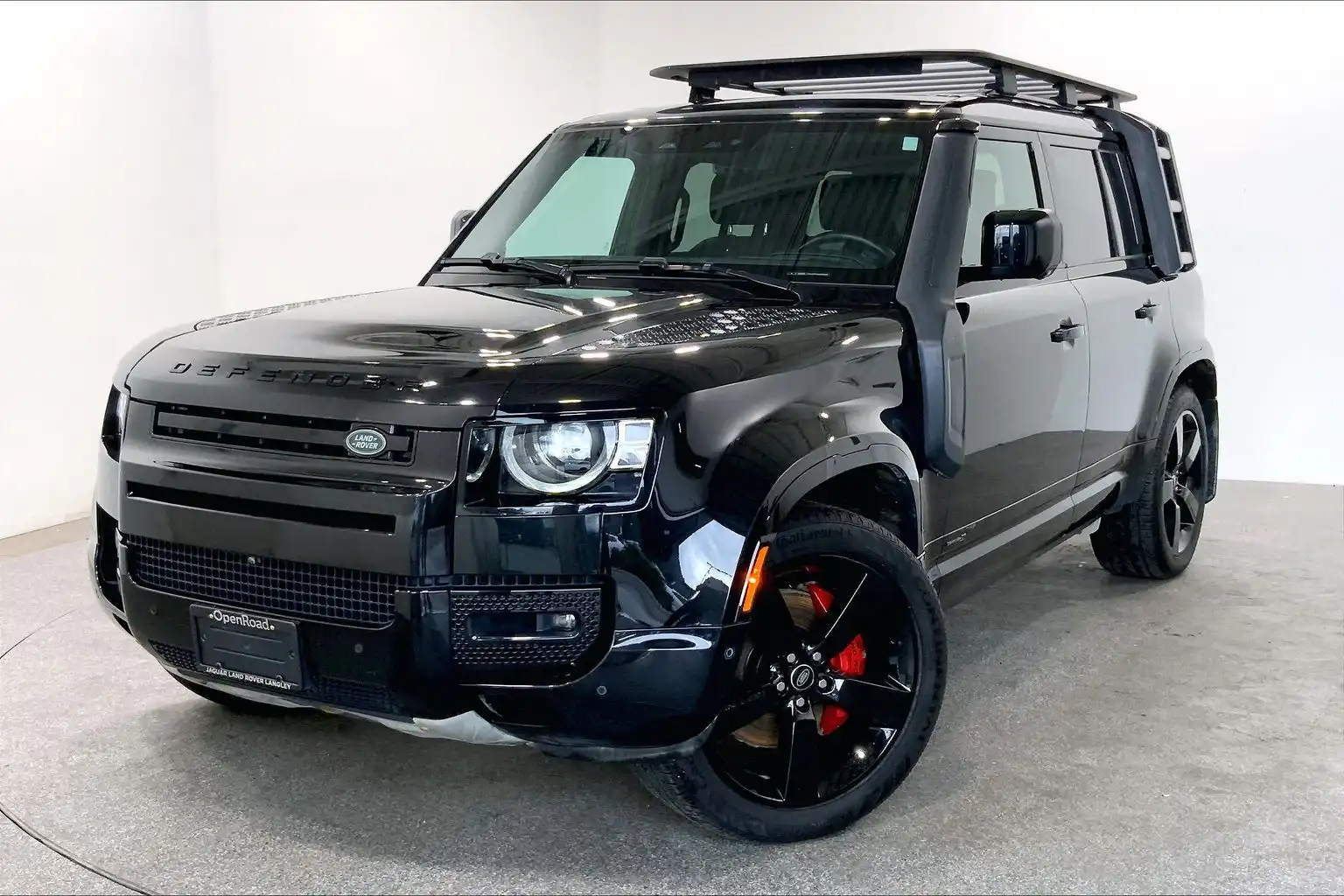2022 Land Rover Defender P400 X's photo