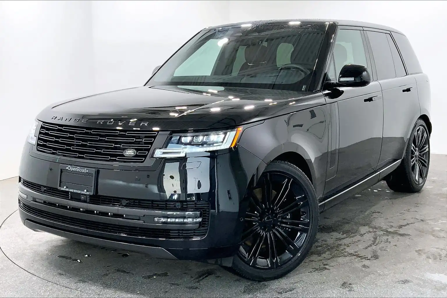 2026 Land Rover Range Rover P530 SE's photo