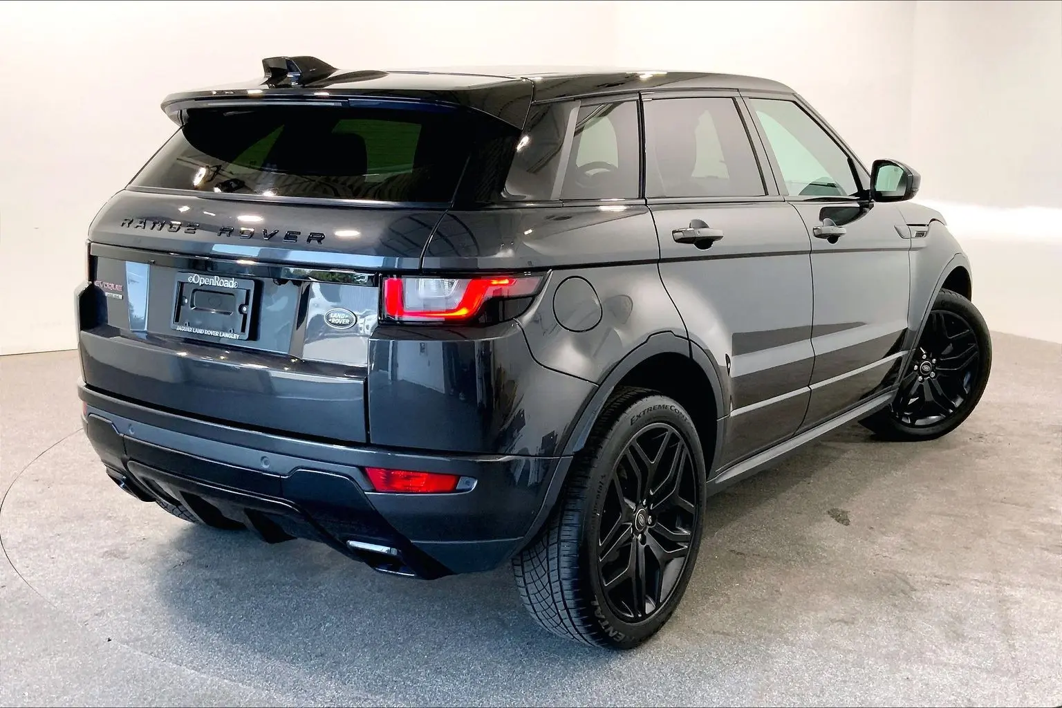 2017 Land Rover Range Rover Evoque HSE Dynamic photo 5