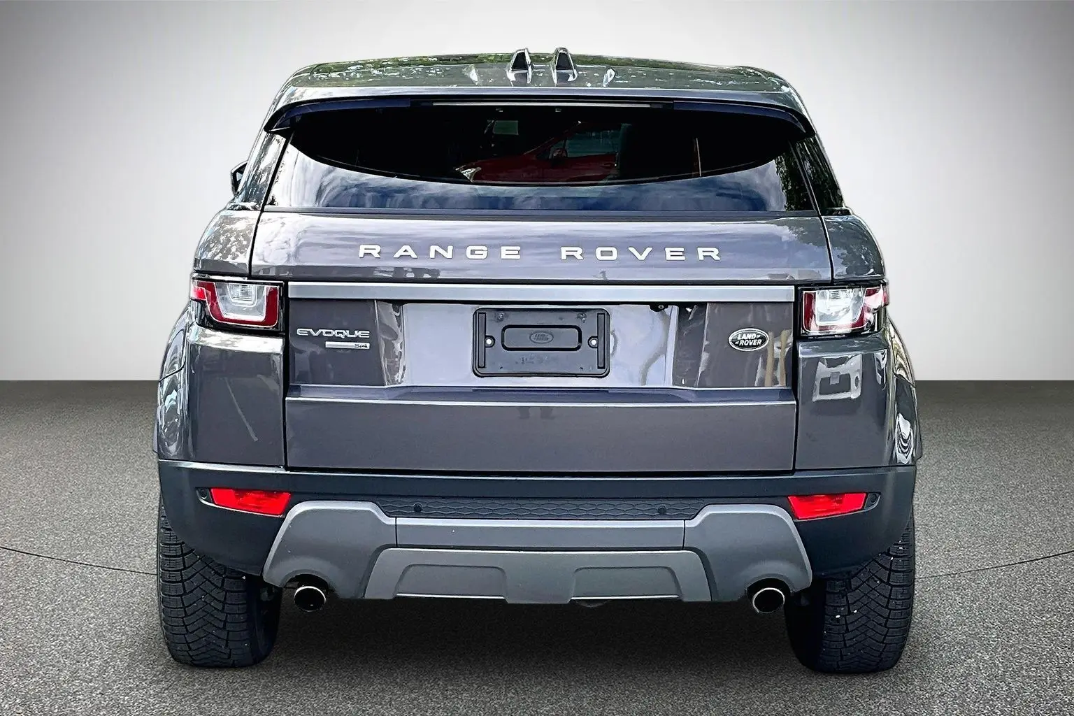 2017 Land Rover Range Rover Evoque SE photo 4