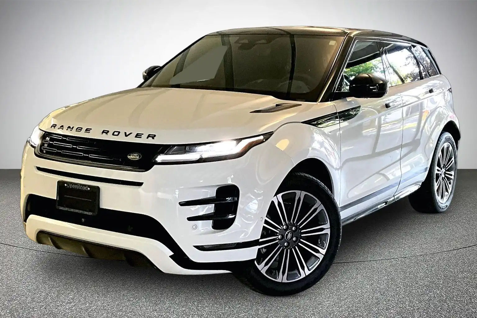 2025 Land Rover Range Rover Evoque P250 Dynamic SE's photo