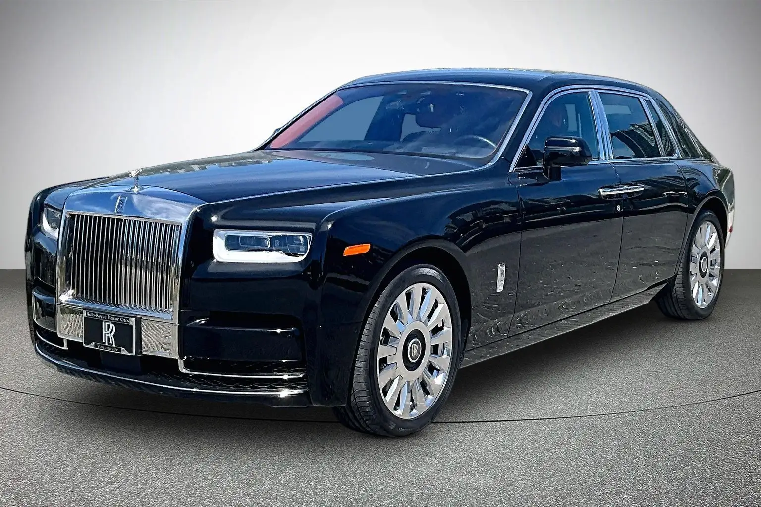 2019 Rolls-Royce Phantom Base photo 1