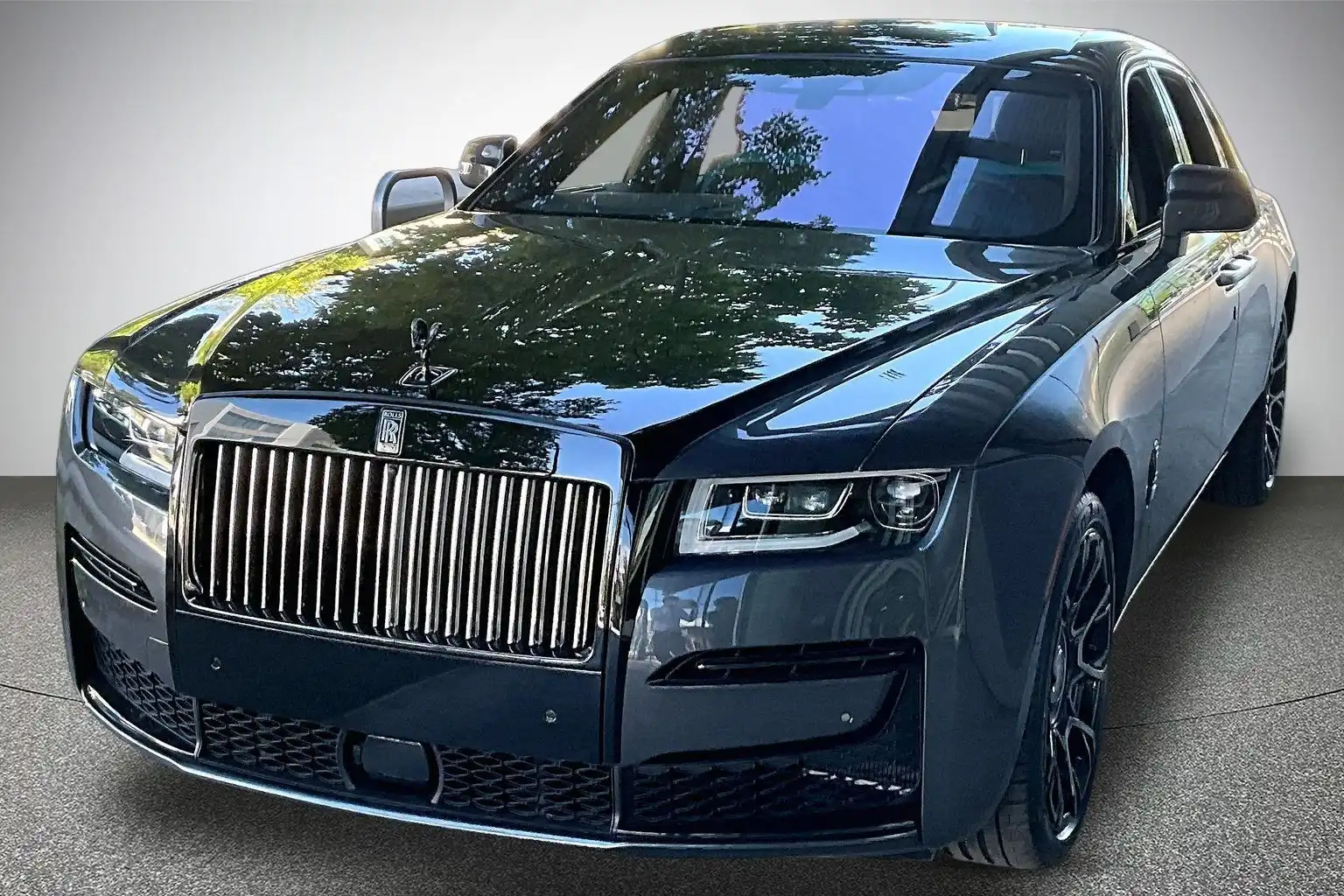 2022 Rolls-Royce Ghost Black Badge's photo