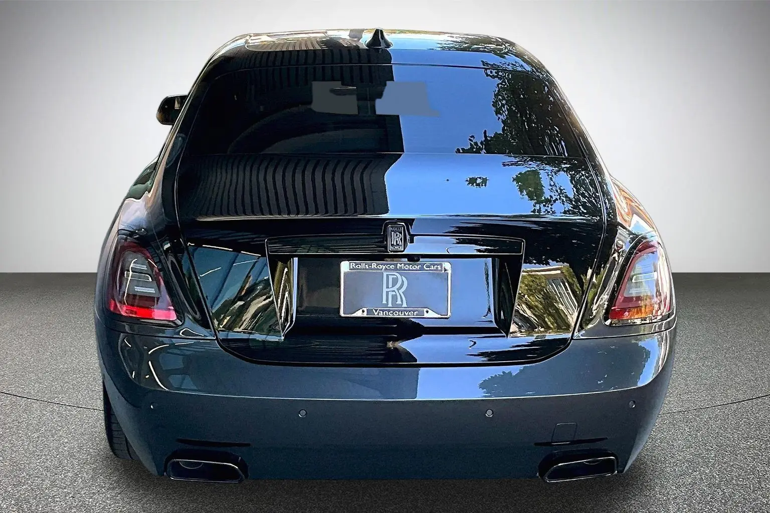 2022 Rolls-Royce Ghost Black Badge photo 4
