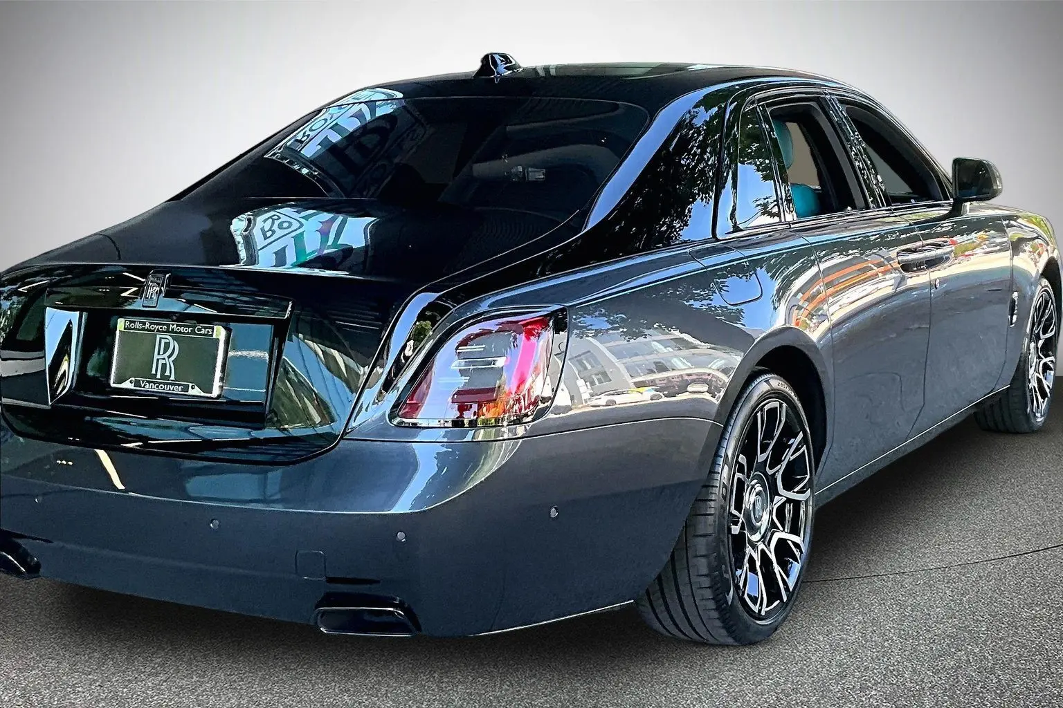 2022 Rolls-Royce Ghost Black Badge photo 5