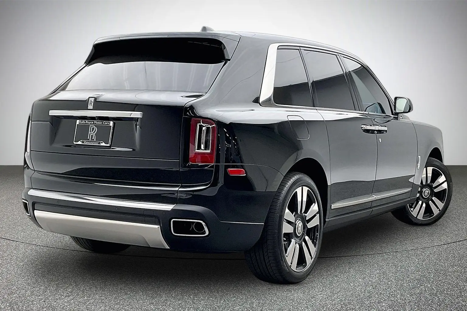 2023 Rolls-Royce Cullinan Base photo 5