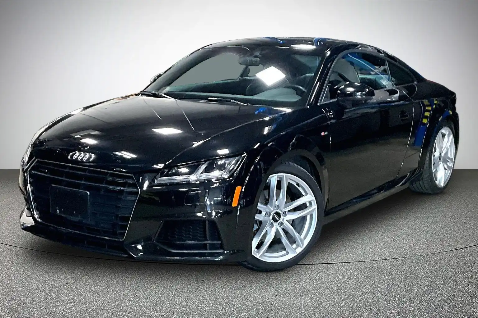 2016 Audi TT 2.0 TFSI quattro S tronic Coupe's photo