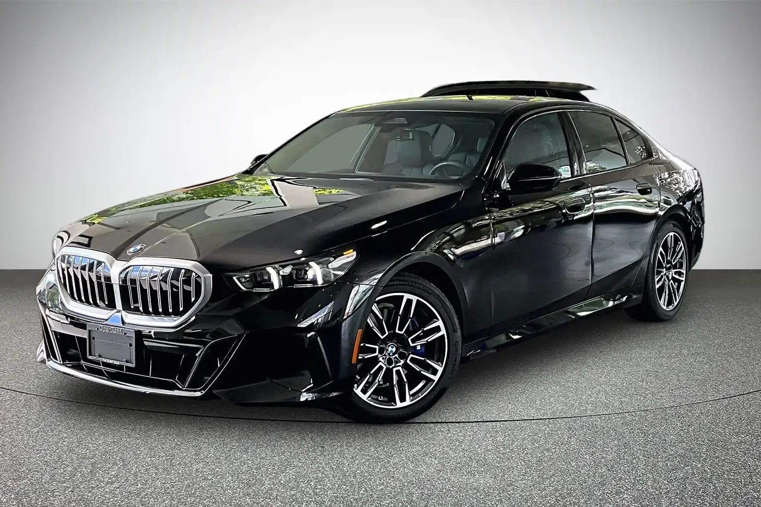 2024 BMW 5 Series 530i xDrive Sedan's photo