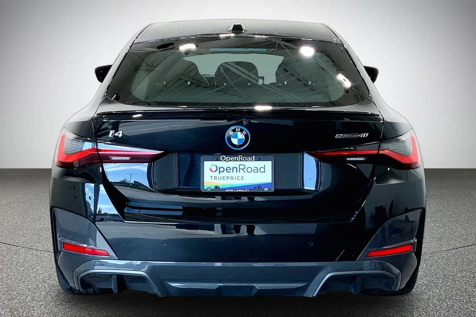 2024 BMW i4 eDrive40 photo 4
