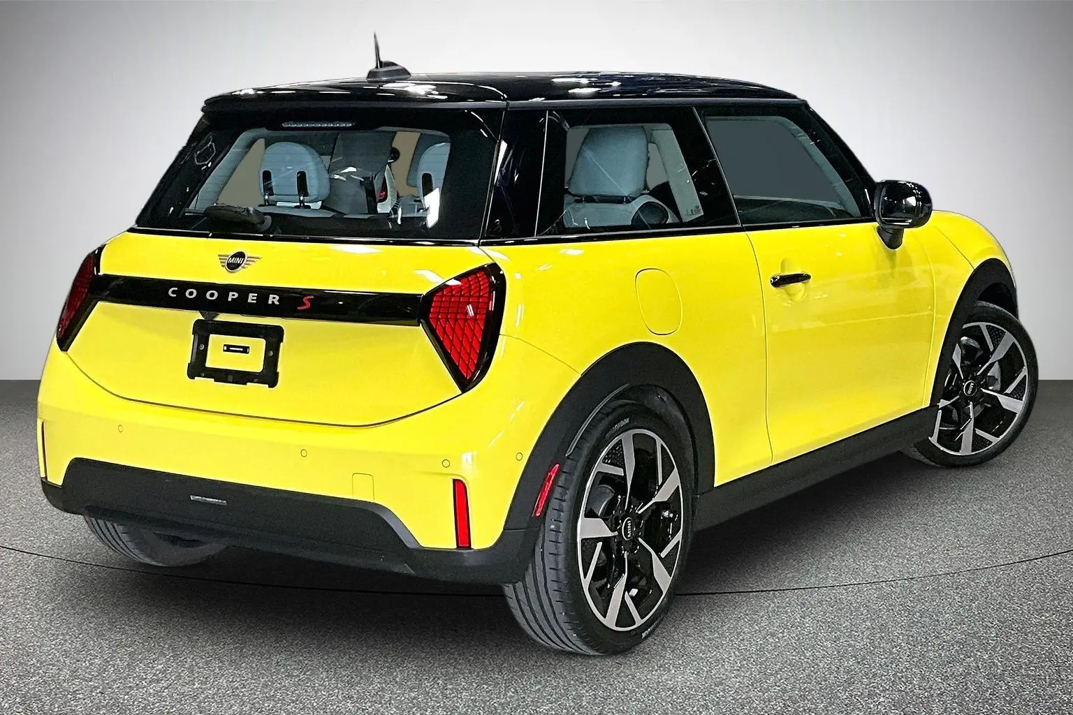 2025 MINI Cooper Cooper S 3 Door photo 5