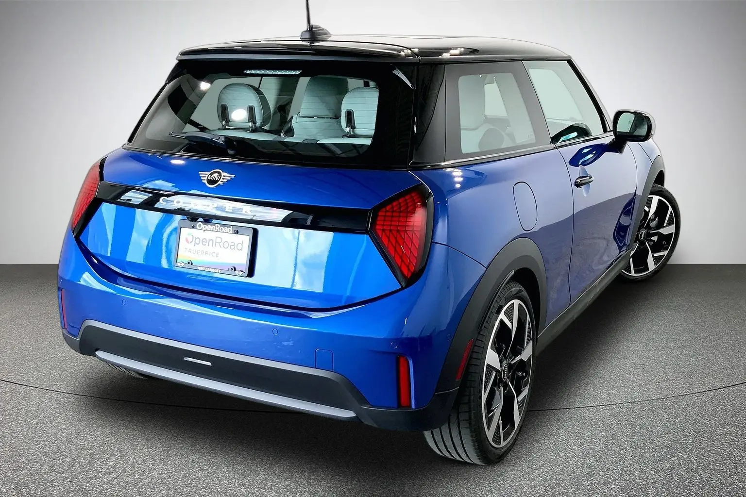 2025 MINI Cooper Cooper S 3 Door photo 5