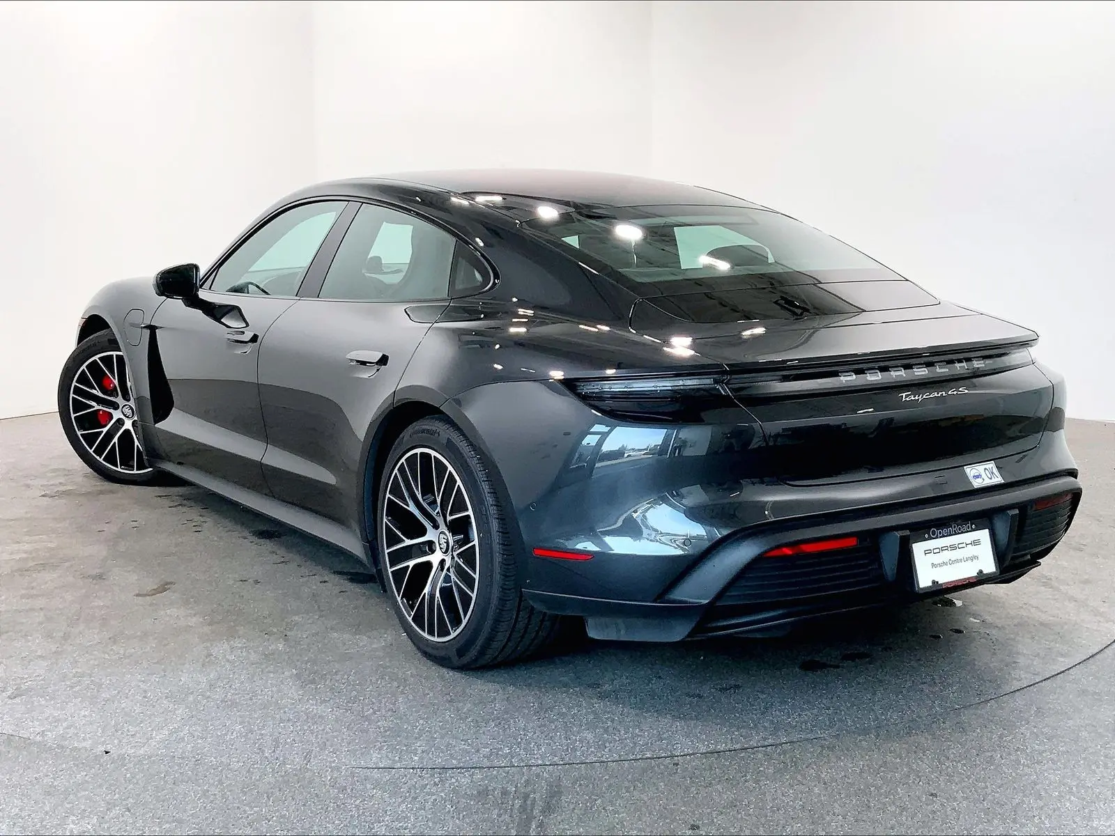 2020 Porsche Taycan 4S photo 4