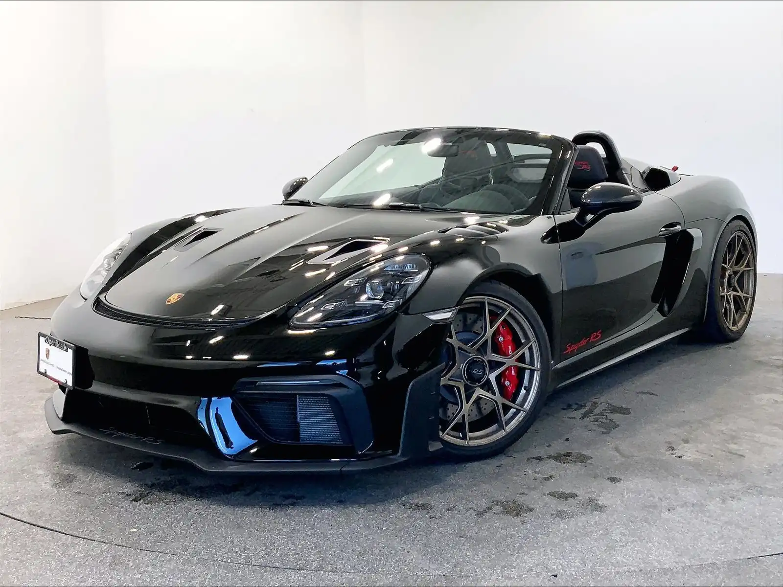 2025 Porsche 718 Spyder RS's photo