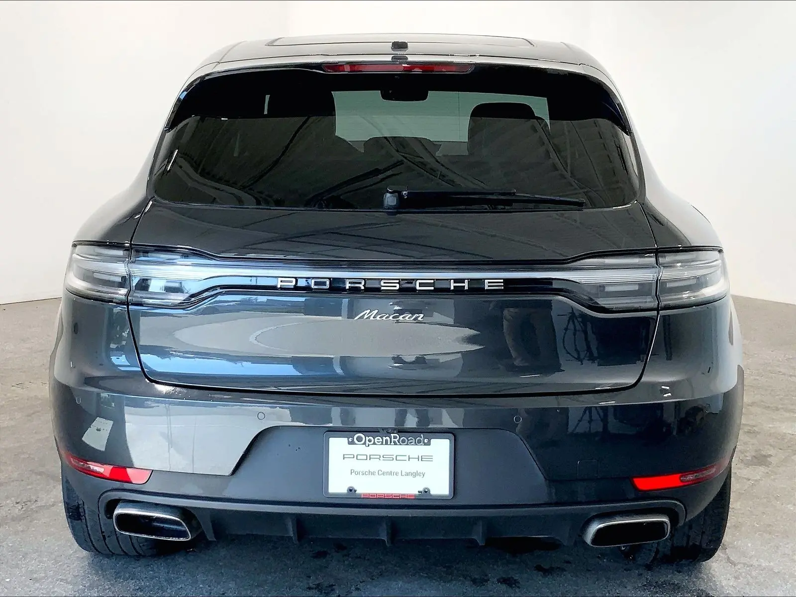 2021 Porsche Macan Base photo 5