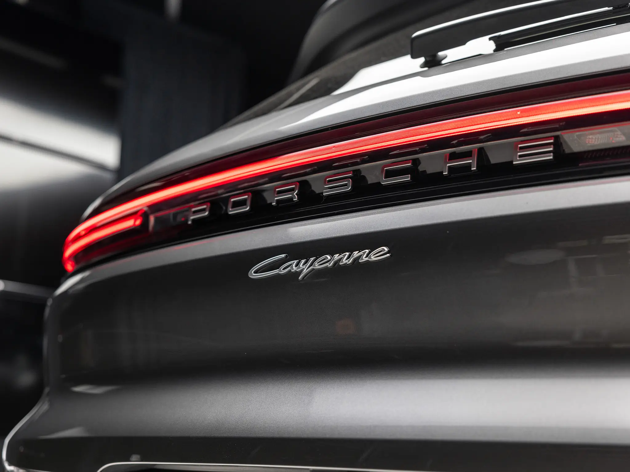 2026 Porsche Cayenne E-Hybrid photo 5