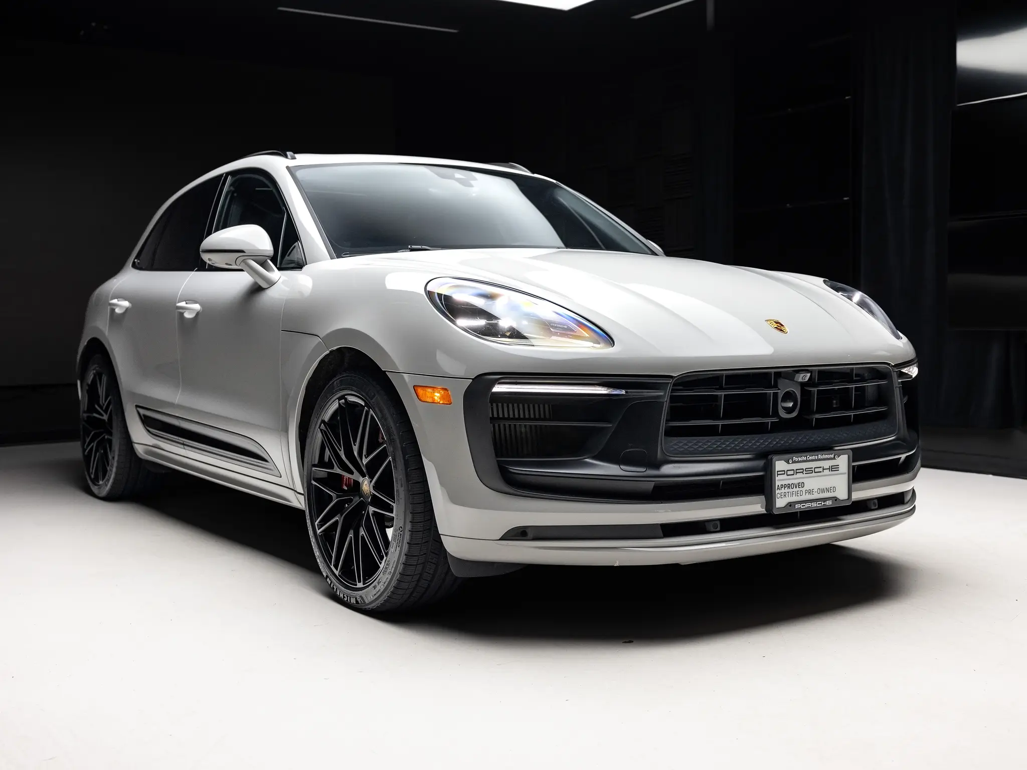 2024 Porsche Macan GTS photo 3