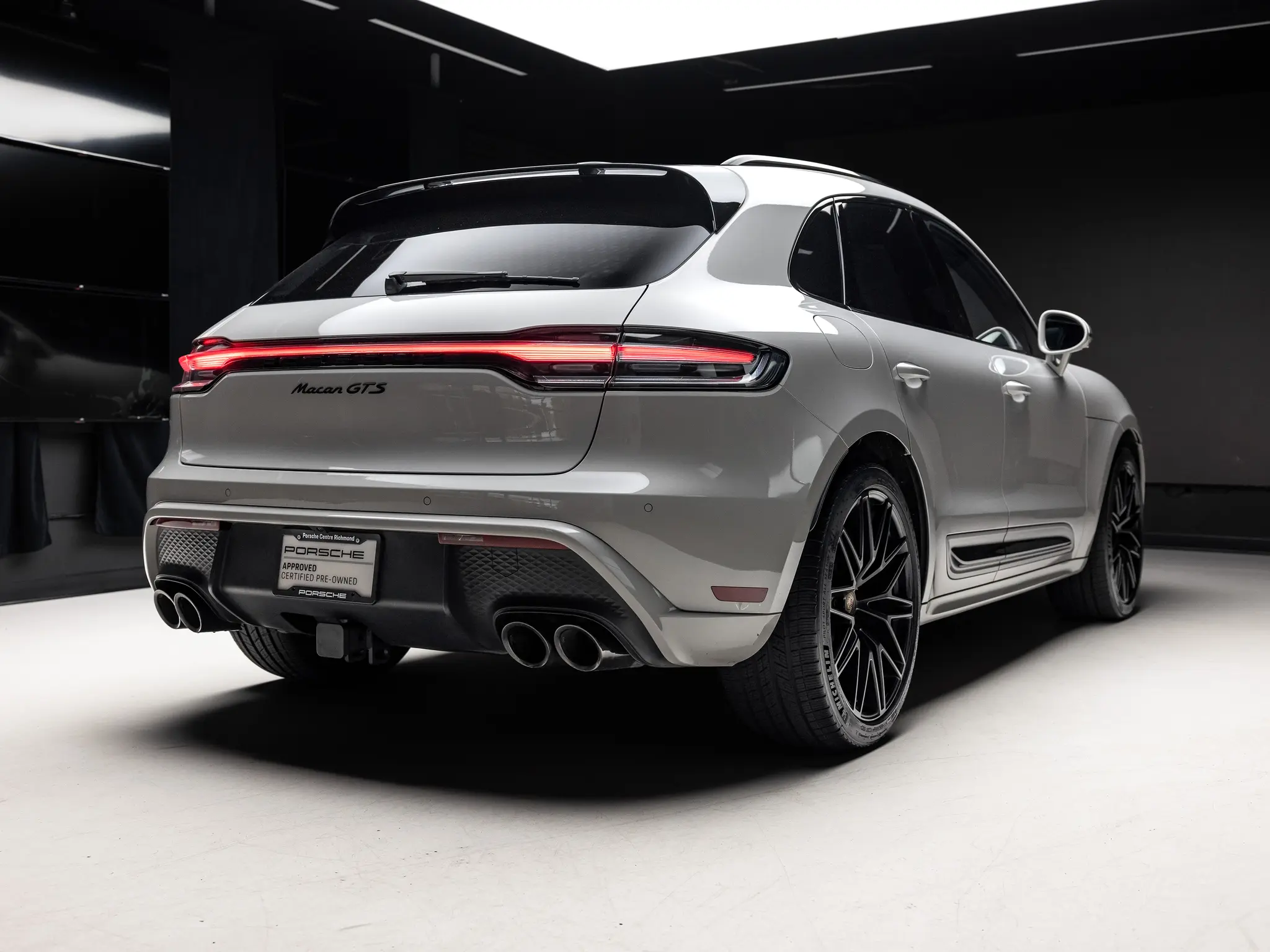 2024 Porsche Macan GTS photo 5