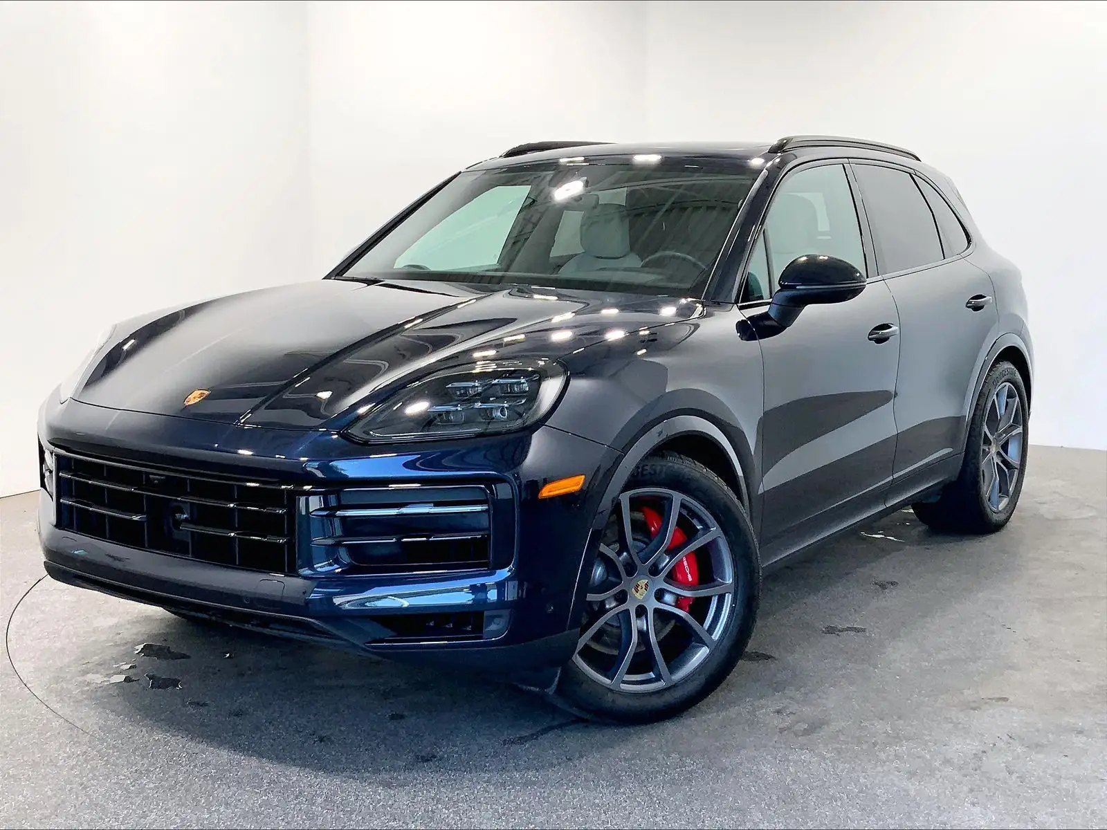 2024 Porsche Cayenne S photo 1
