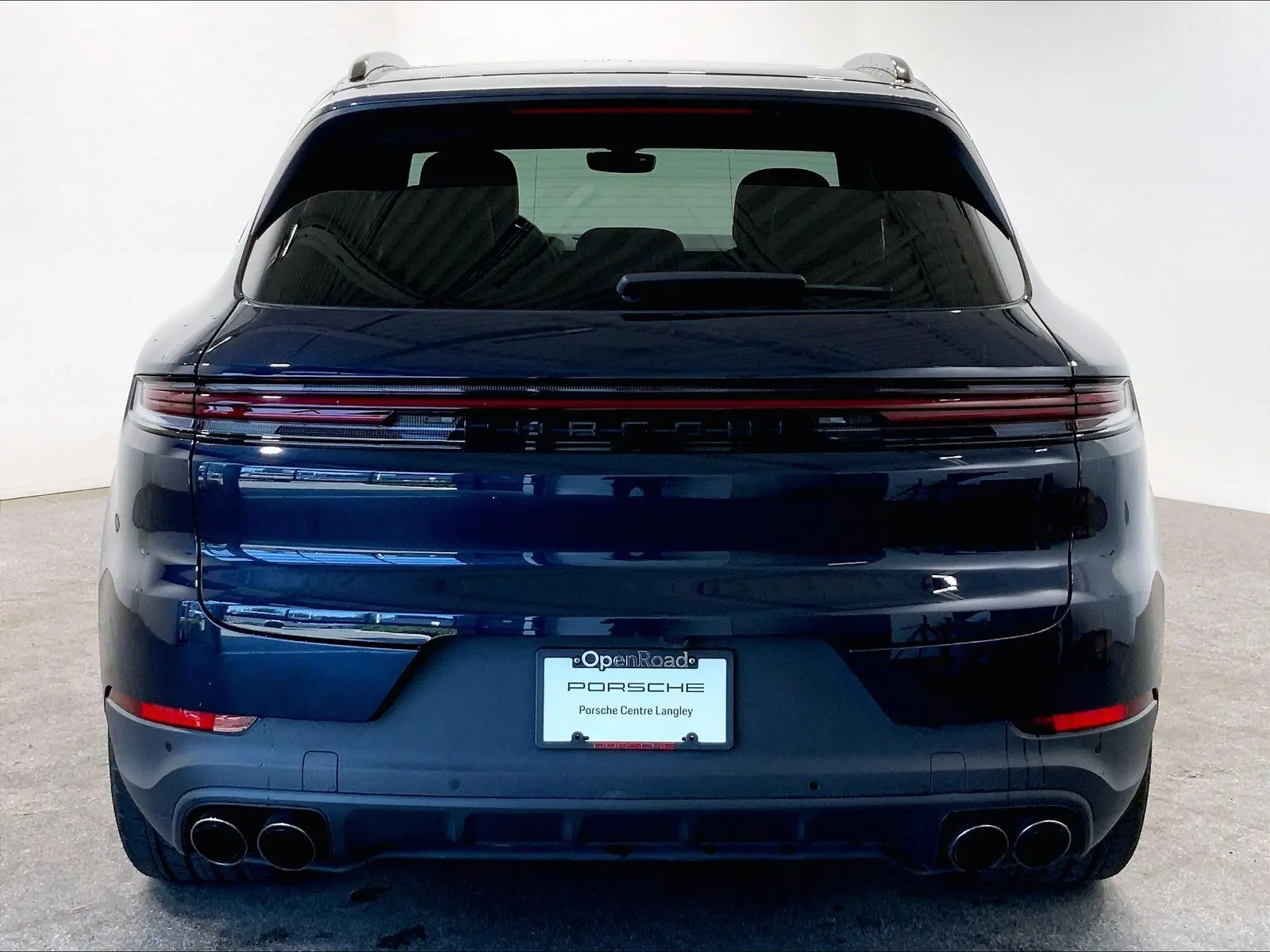 2024 Porsche Cayenne S photo 5