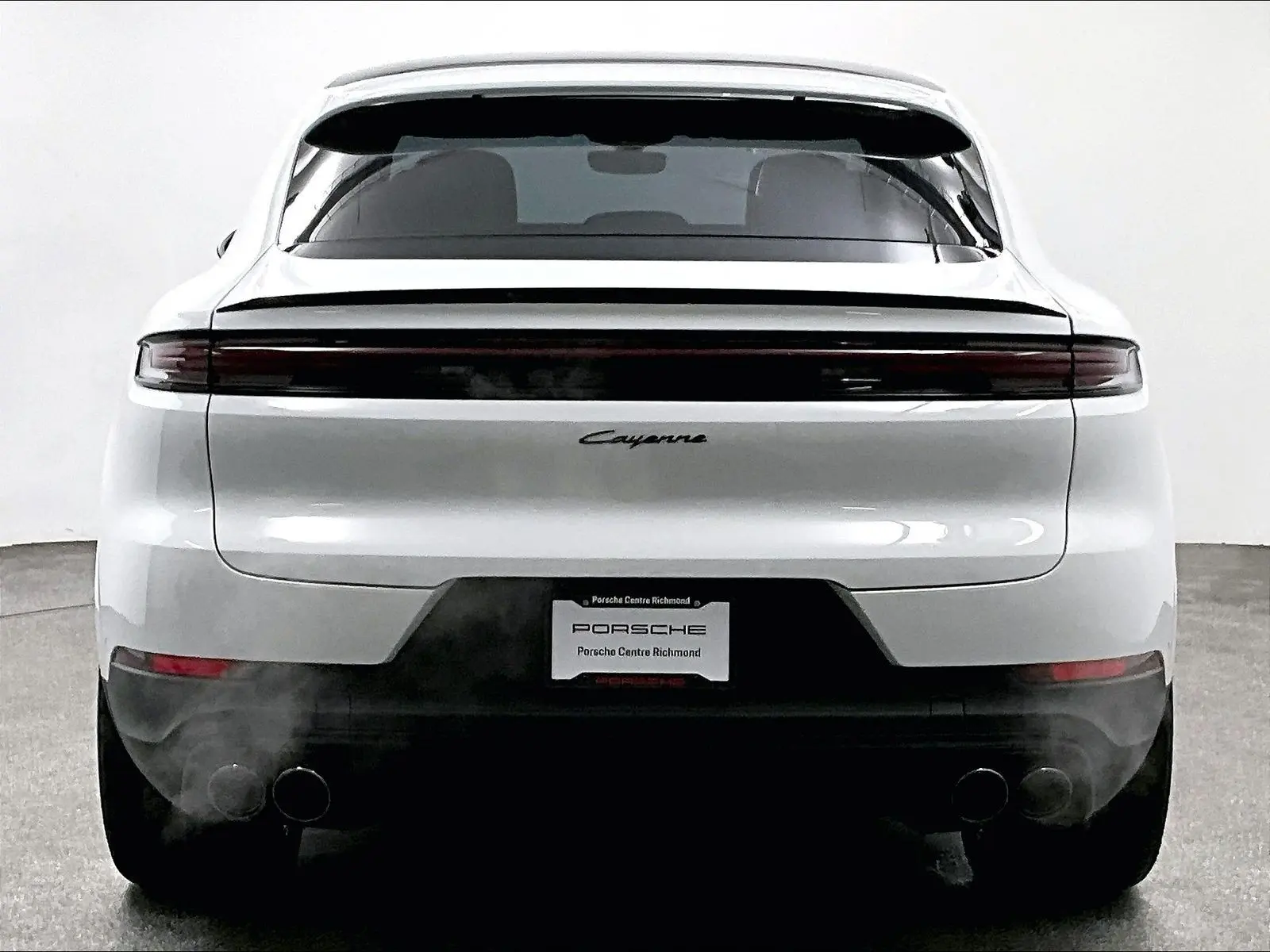 2026 Porsche Cayenne Base photo 5