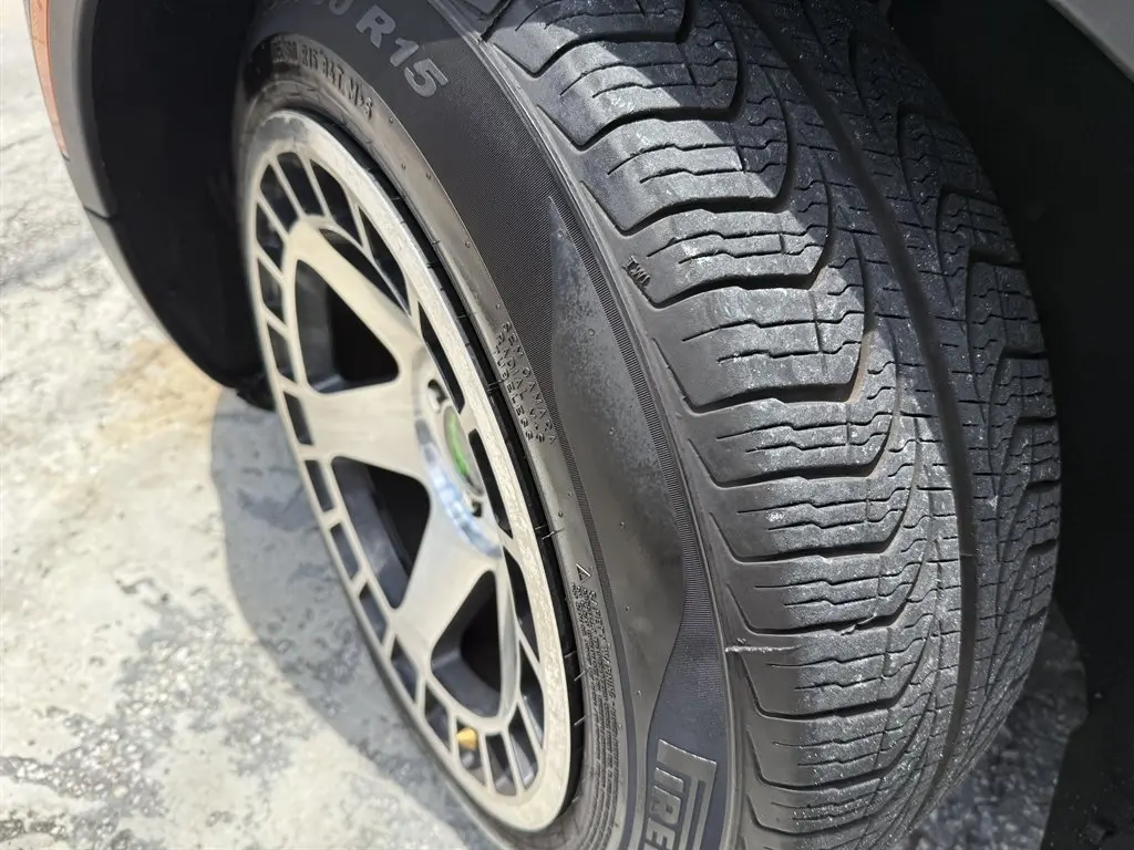 2013 MINI Cooper Base photo 5