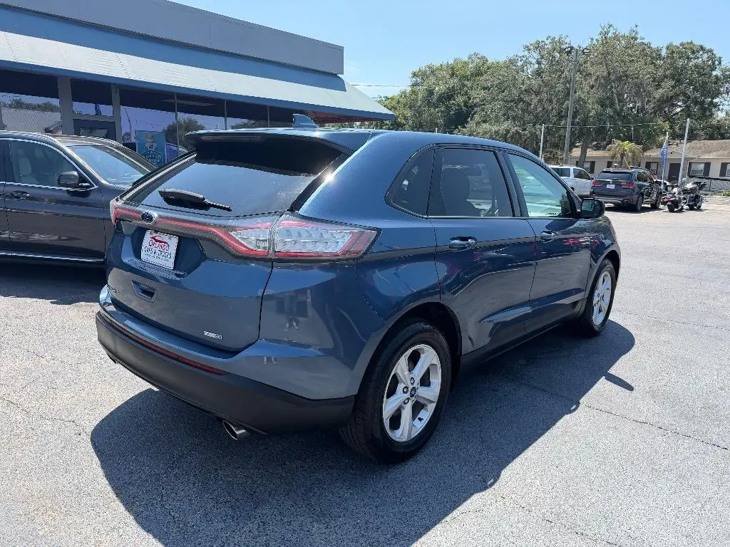 2018 Ford Edge SE AWD photo 5