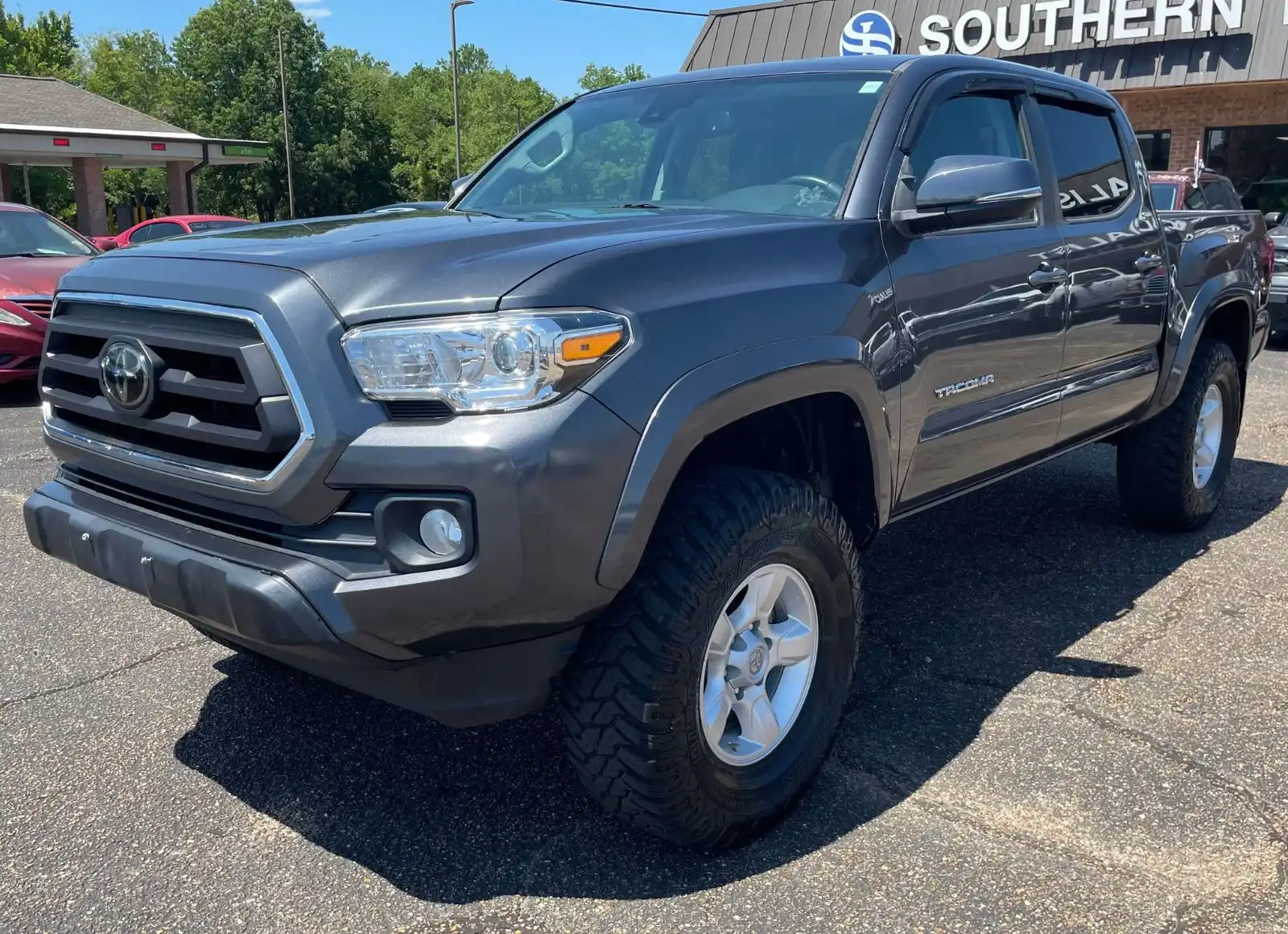 2021 Toyota Tacoma SR5 Double Cab 4WD V6 Auto Short Bed's photo