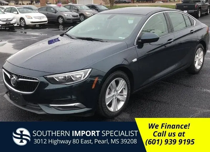 2018 Buick Regal Preferred FWD photo 5