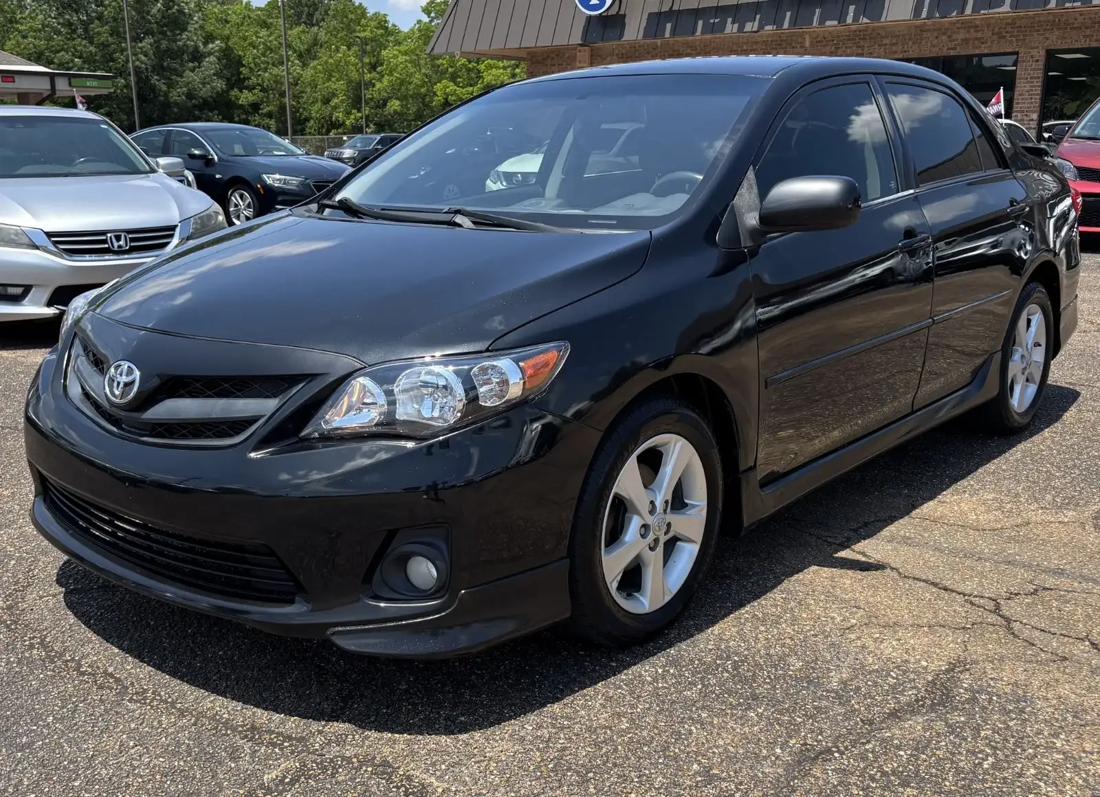 2012 Toyota Corolla S AT photo 1
