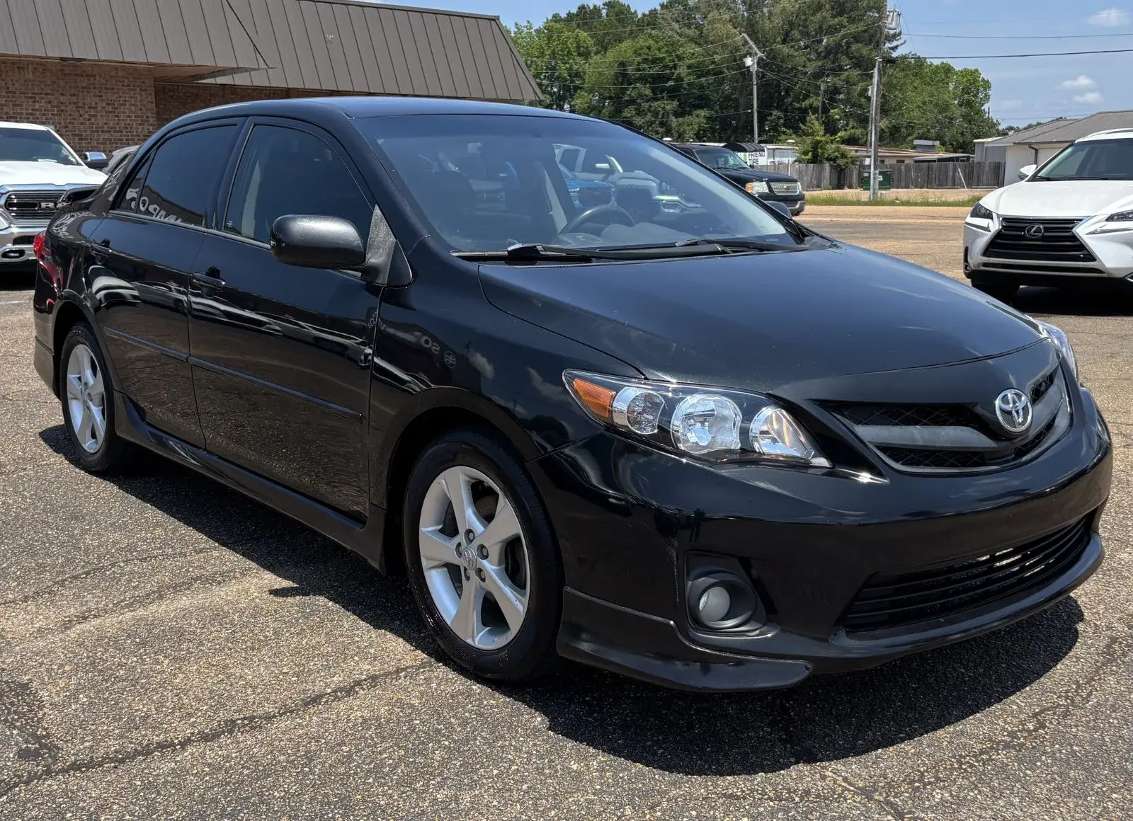 2012 Toyota Corolla S AT photo 4
