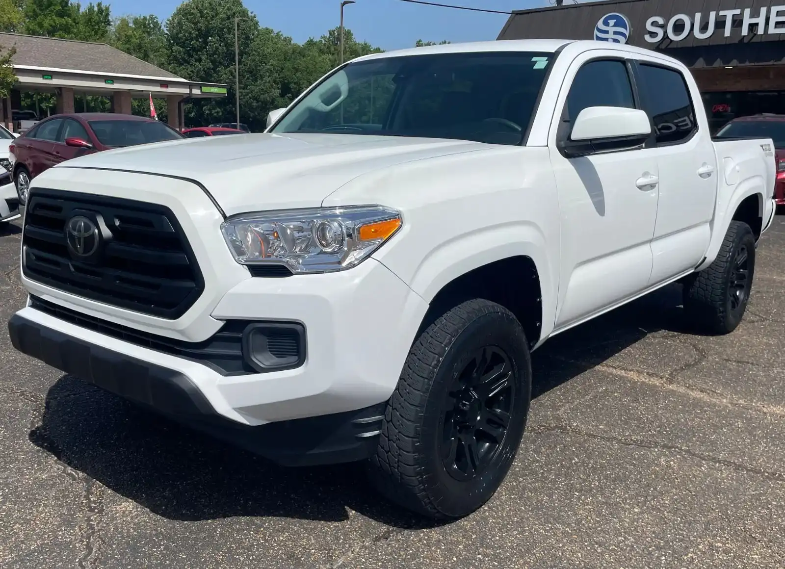2019 Toyota Tacoma SR Double Cab 2WD 4-Cyl Auto Short Bed's photo