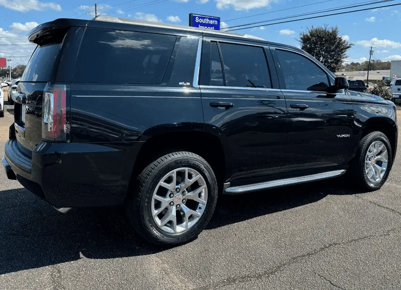 2018 GMC Yukon 2WD SLE photo 4