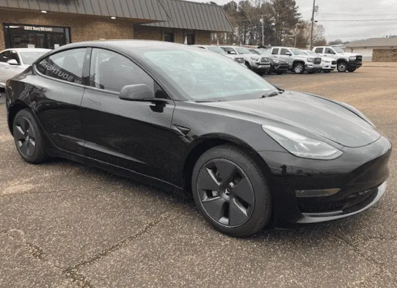 2023 Tesla Model 3 Base photo 4