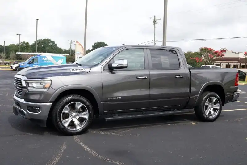 2022 RAM 1500 Laramie Crew Cab 5'7's photo