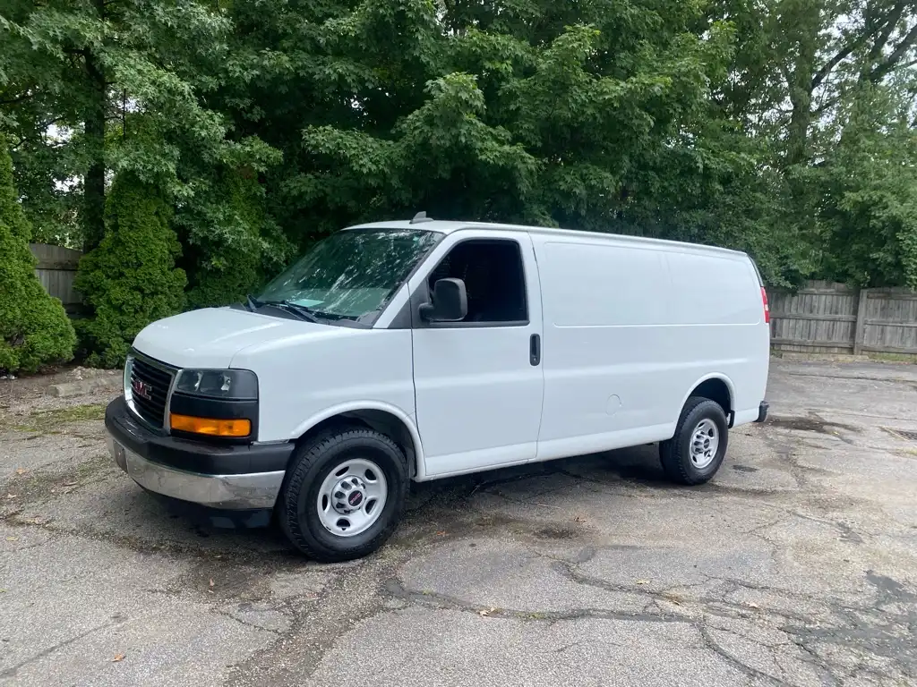 2020 GMC Savana 2500's photo