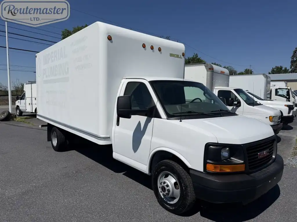 2016 GMC Savana 3500 177" WB's photo