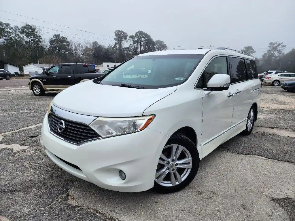 2014 Nissan Quest 3.5 SL's photo