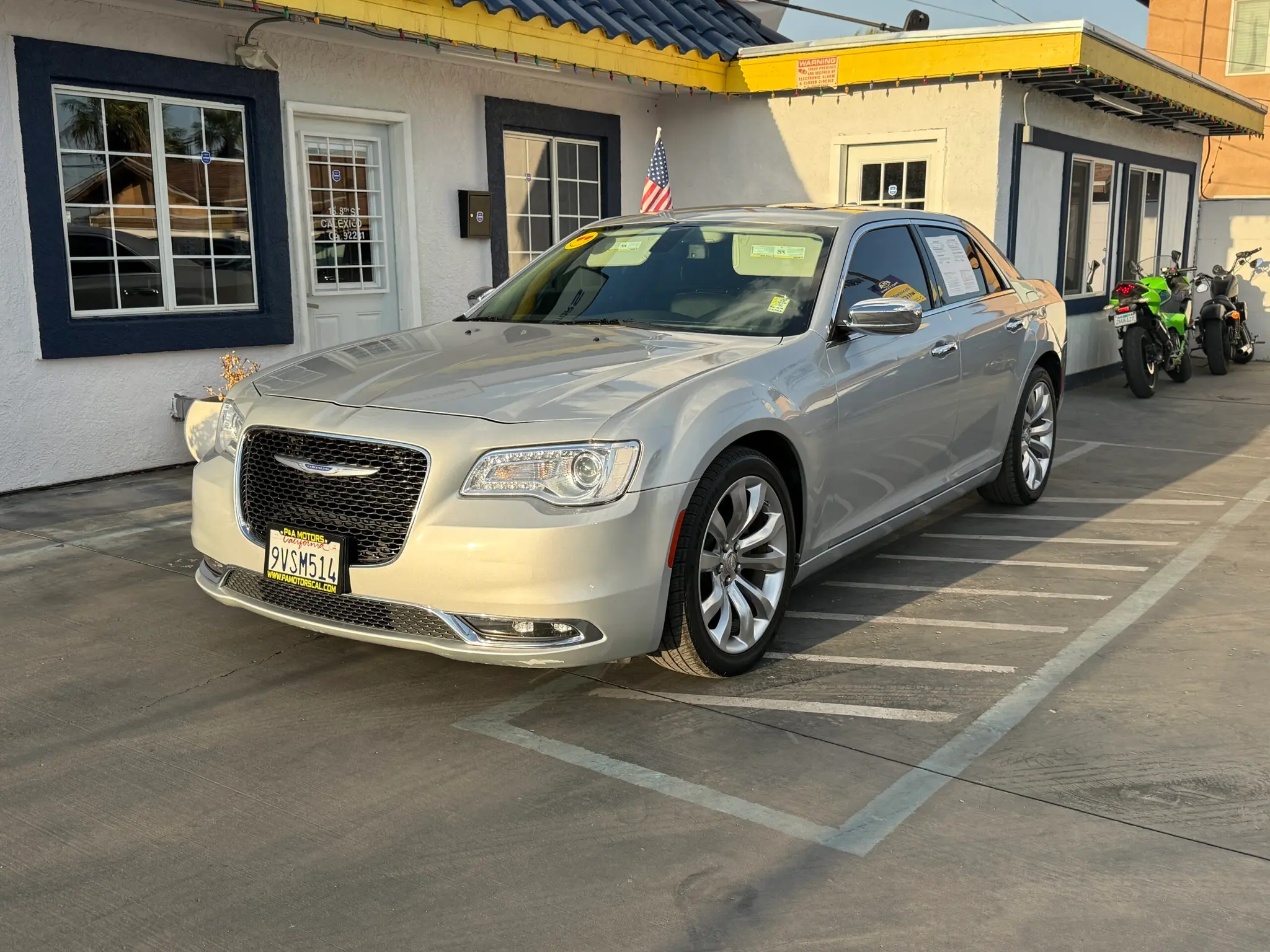 2020 Chrysler 300 Limited photo 4
