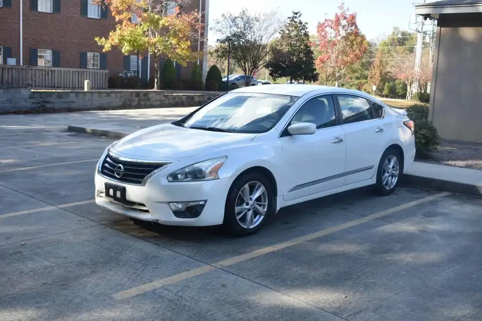 2015 Nissan Altima 2.5 SV's photo