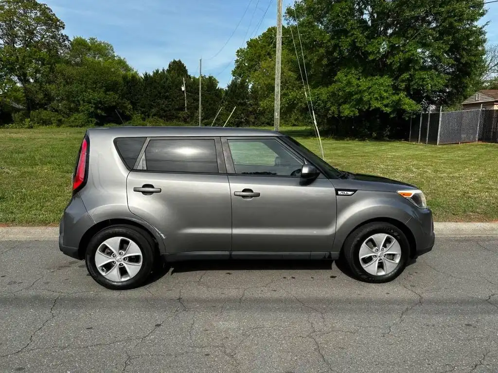 2015 Kia Soul 1.6L Base AT 5-Door's photo