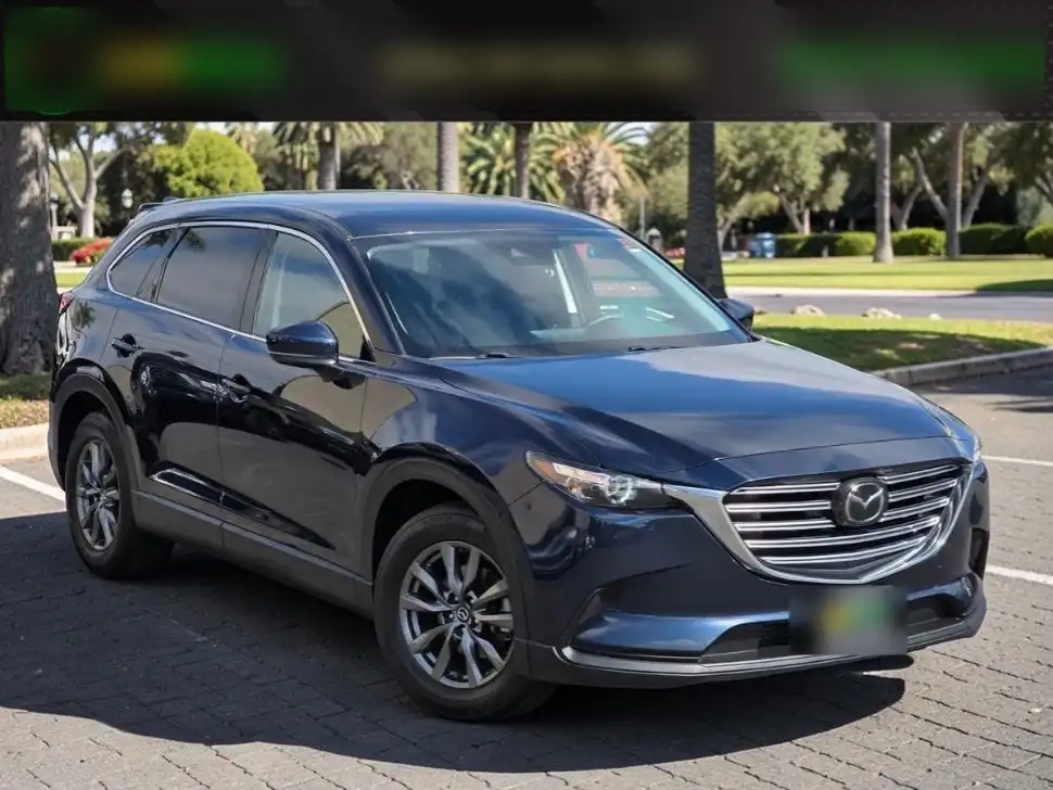 2022 Mazda CX-9 Touring AWD's photo
