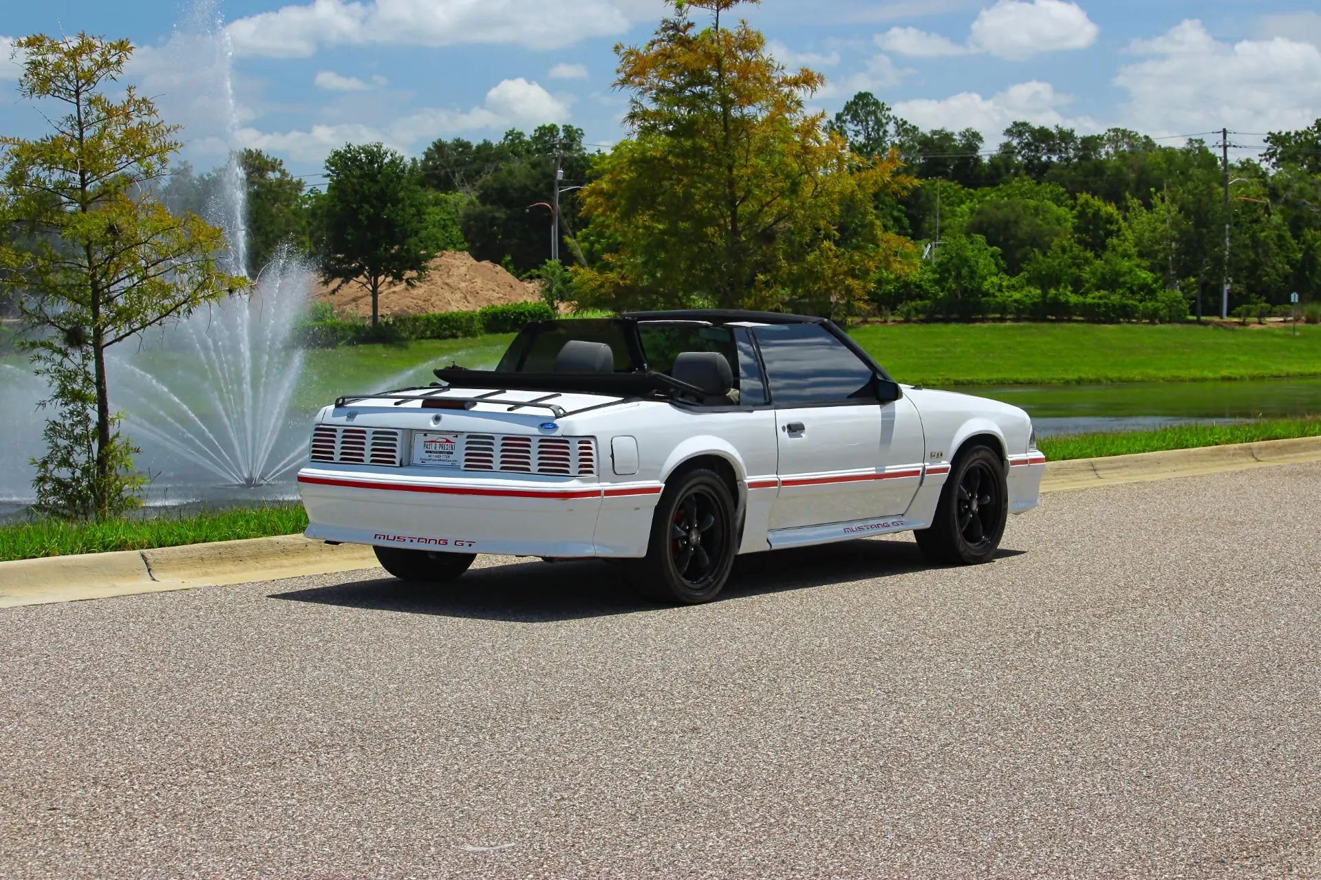 1987 Ford Mustang undefined photo 5