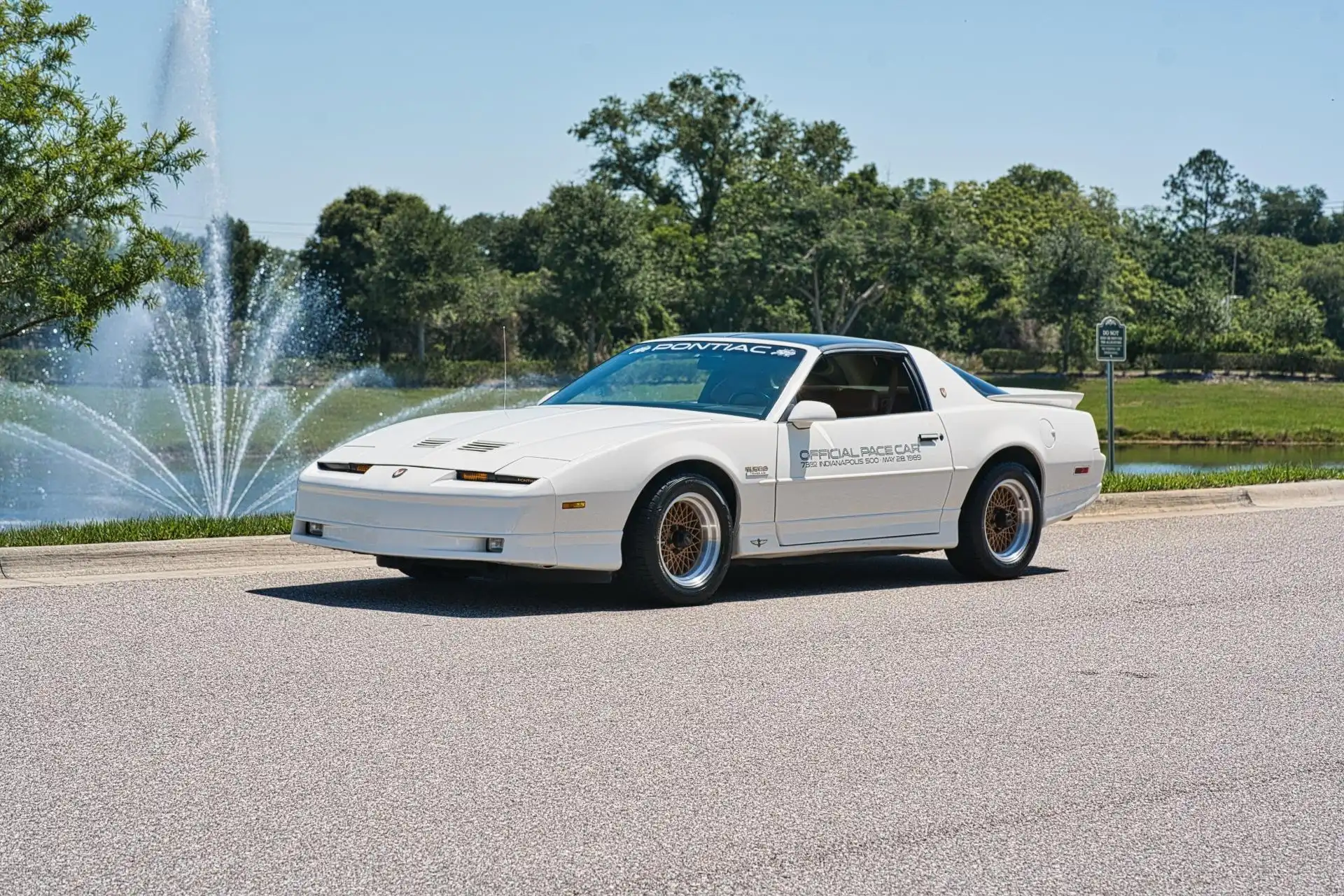 1989 Pontiac Firebird's photo