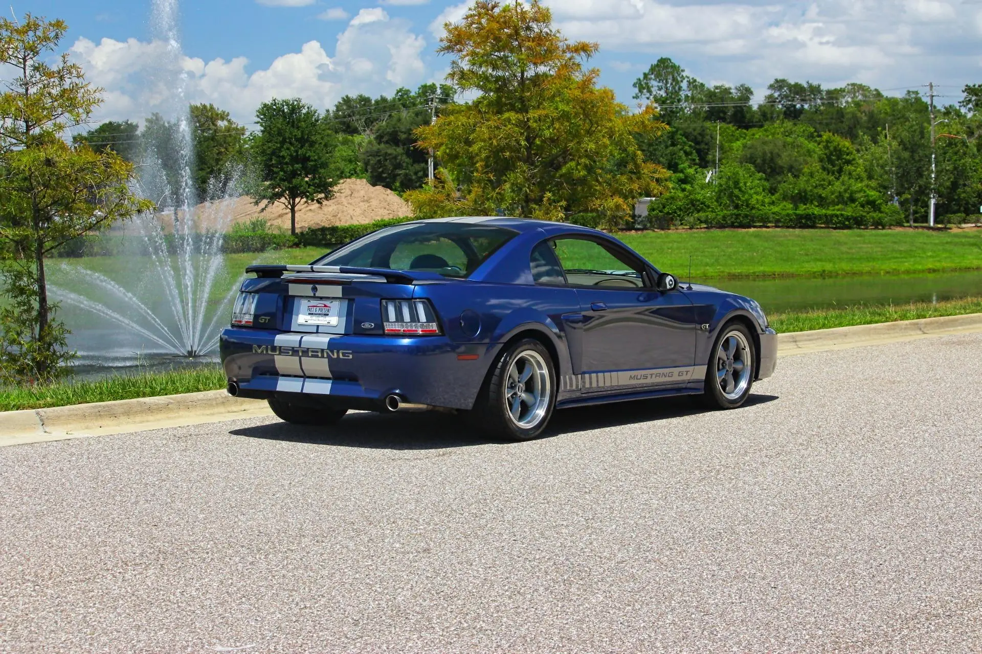 2003 Ford Mustang GT Premium photo 5