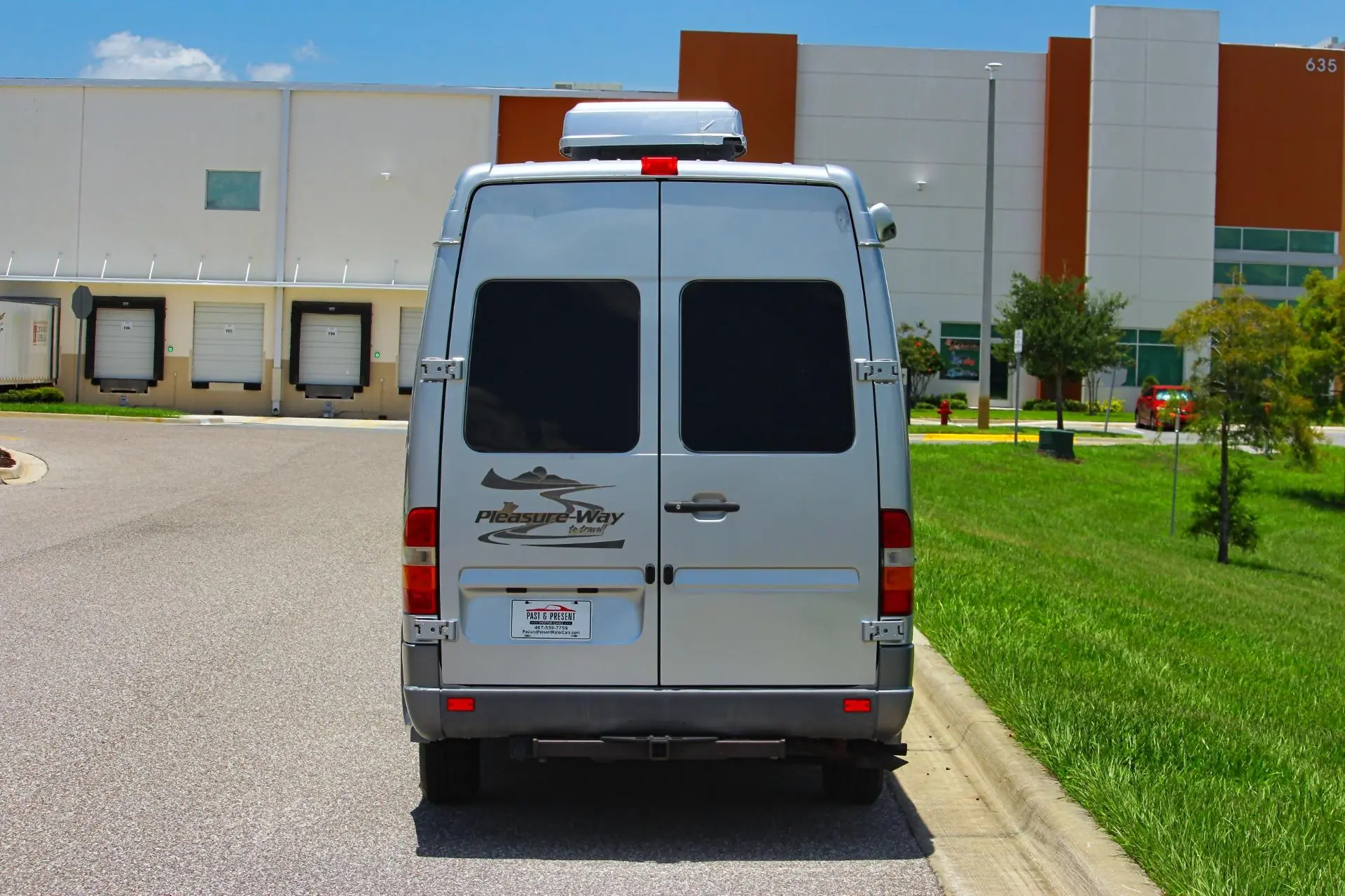 2006 Dodge Sprinter 2500 140" W.B. photo 4
