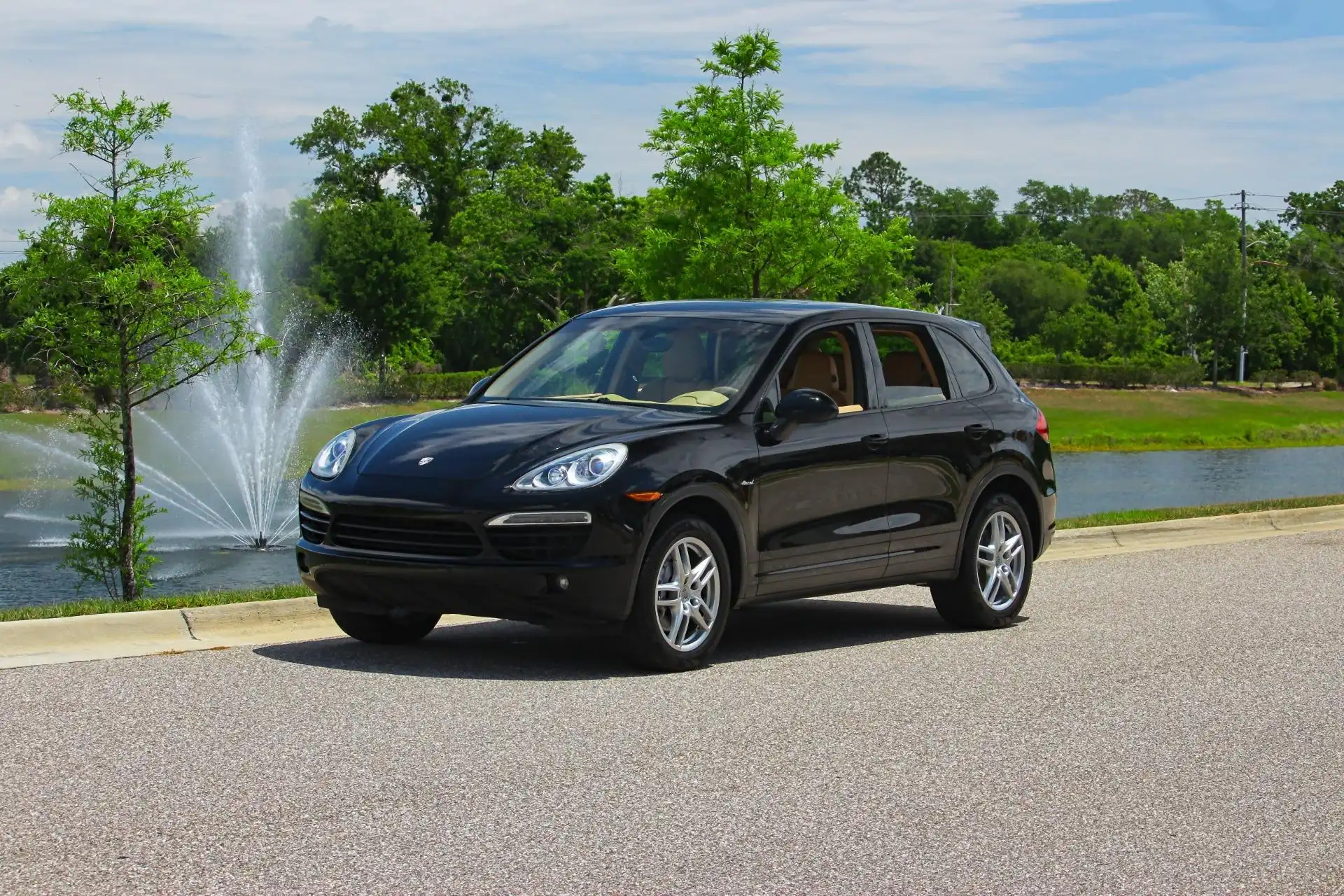 2014 Porsche Cayenne Diesel's photo