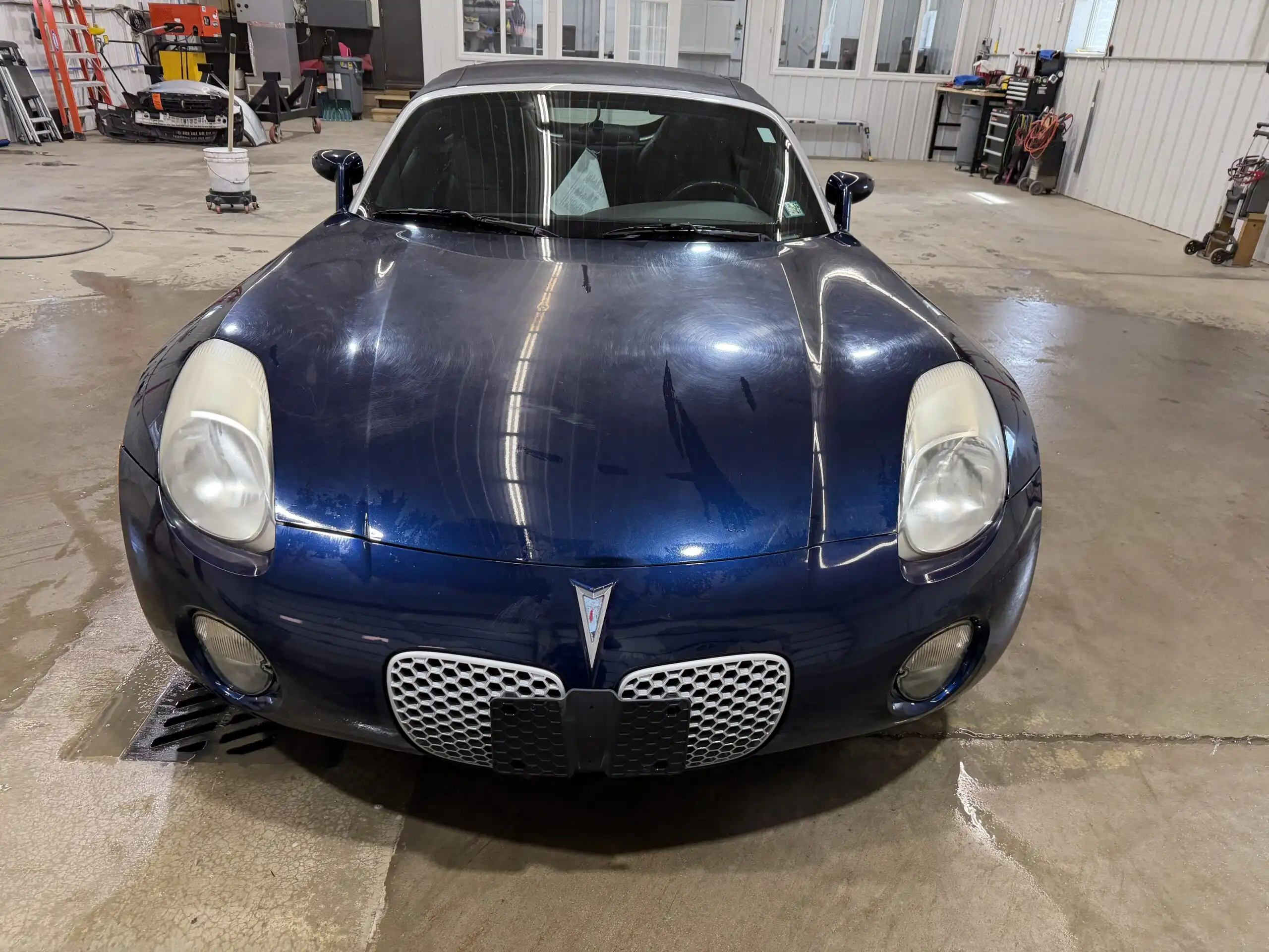 2006 Pontiac Solstice Base's photo