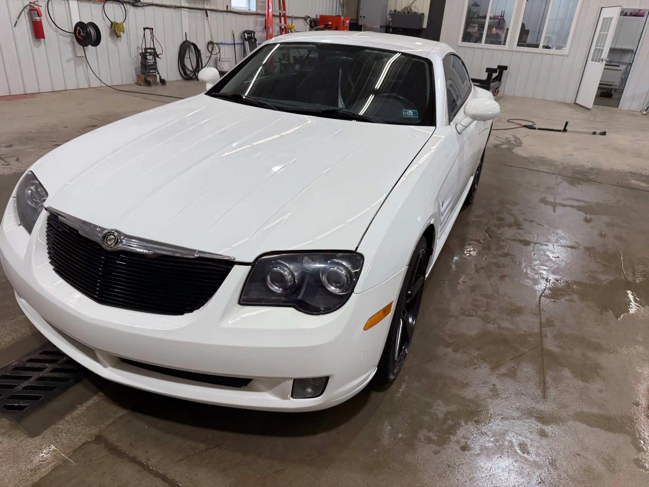 2005 Chrysler Crossfire Limited's photo