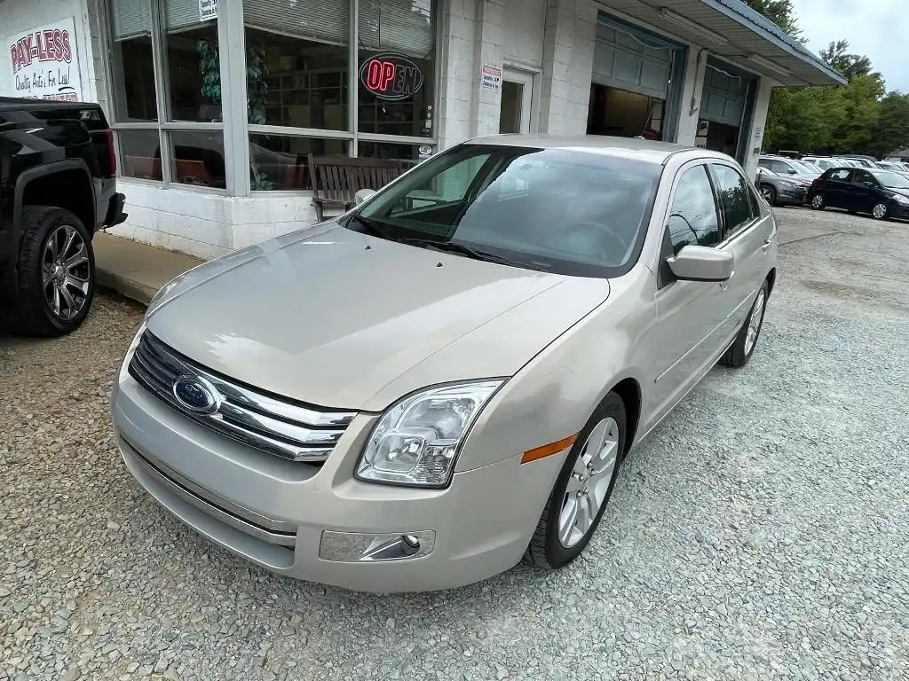 2009 Ford Fusion V6 SEL's photo