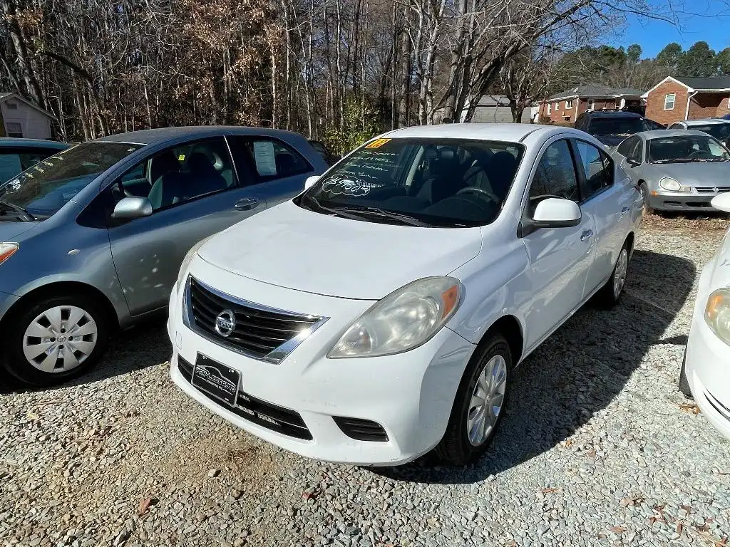 2012 Nissan Versa 1.6 S CVT's photo